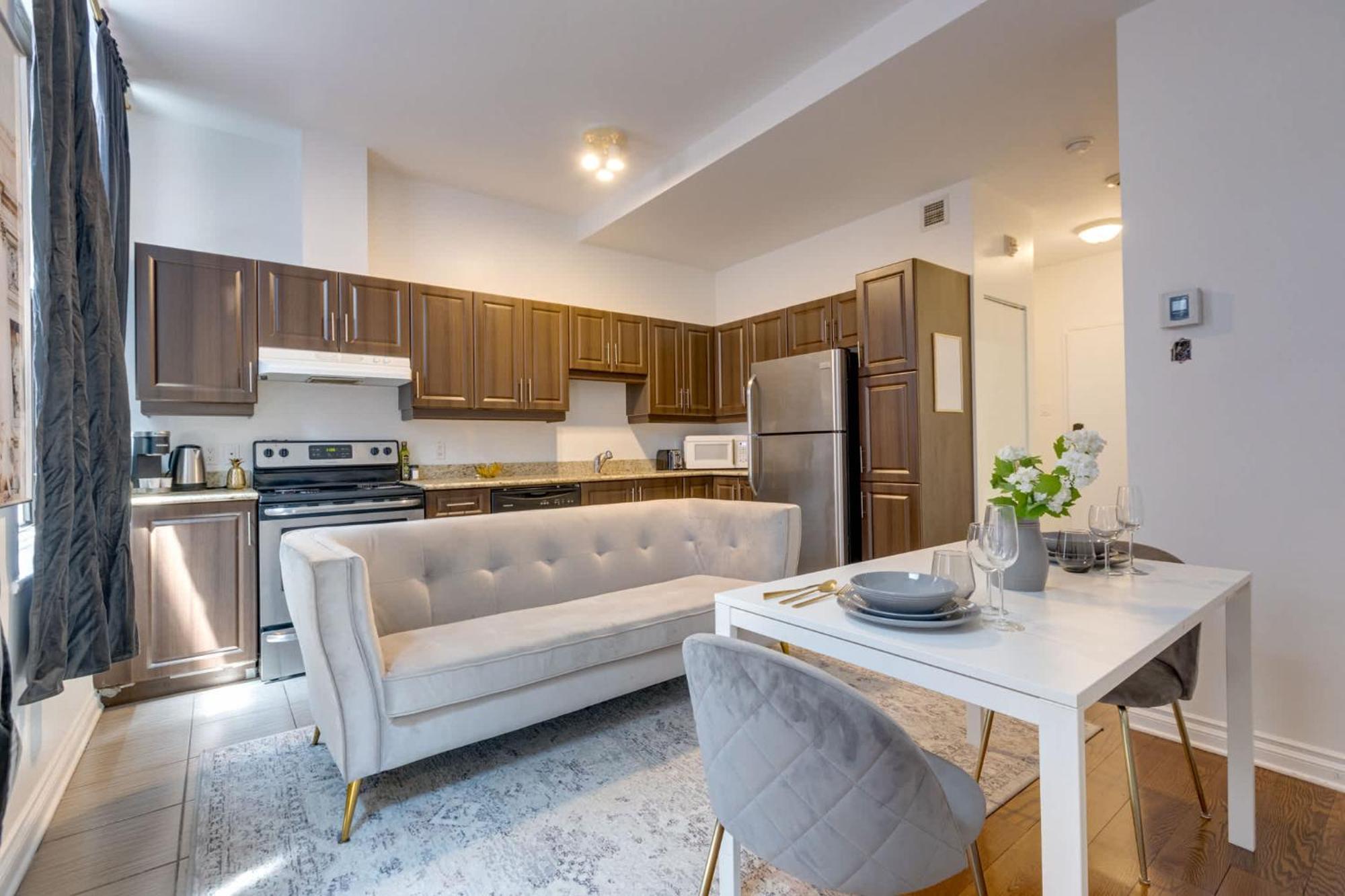Appartamento M11 - Stylish & Cozy 2Bdr In Plateau Montréal Esterno foto